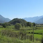 Borgo Erbiola ファームステイ コーリコ