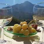 Borgo Erbiola ファームステイ コーリコ
