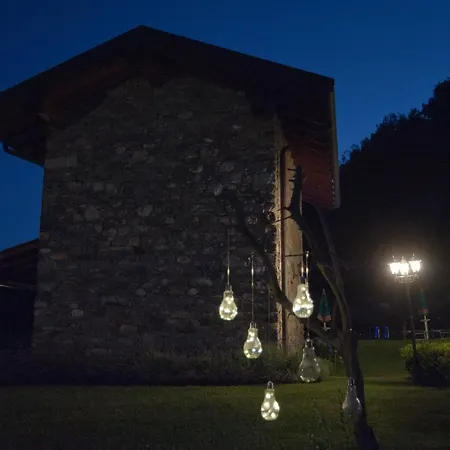 Borgo Erbiola Farm stay *